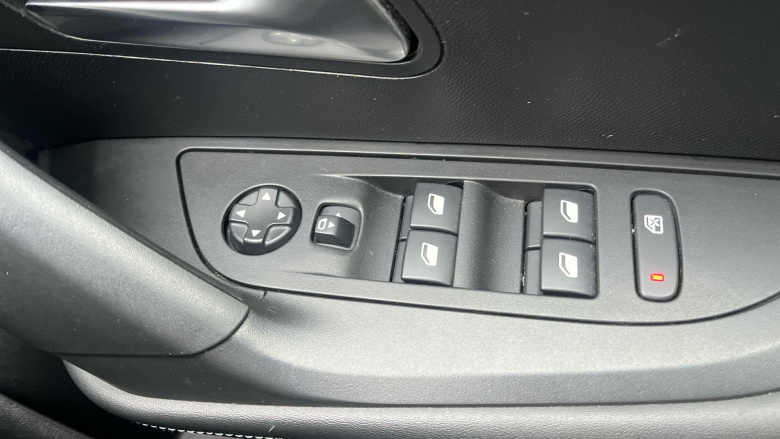 Peugeot 2008 1.2 PureTech 130 Allure Premium+ 5dr Petrol Estate